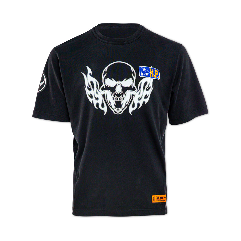 SS Tee Reg Flaming Skull Black White